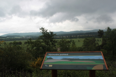 Chodovské skály panorama.